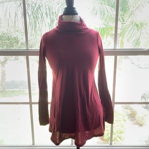 Maroon Turtleneck thin sweater